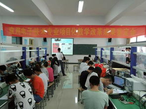 電氣系舉辦 電子產(chǎn)品設(shè)計(jì)與制作生產(chǎn)工藝實(shí)訓(xùn) 項(xiàng)目成果鑒定會(huì)